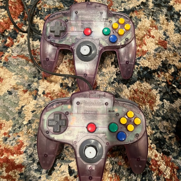 Nintendo 64 with 2 controllers and 2 games fully working - Picture 3 of 6